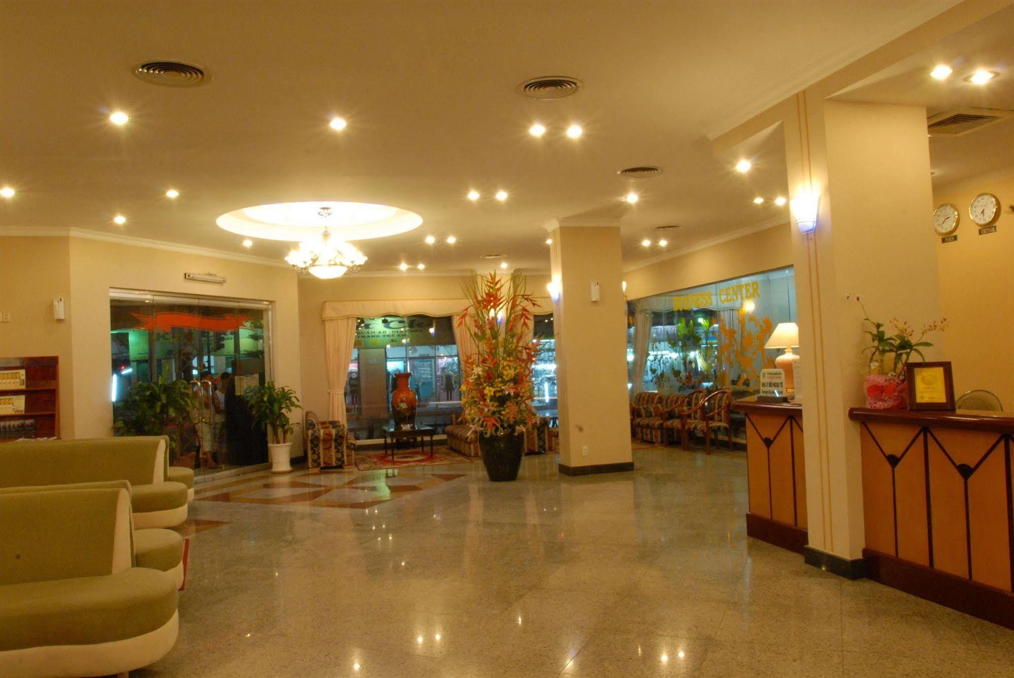 Thien Hong - Arc En Ciel Hotel Hô Chi Minh-Ville Extérieur photo